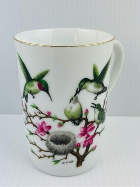 Otagiri Hummingbird Family Mug with Gold Rim 8 oz Vintage